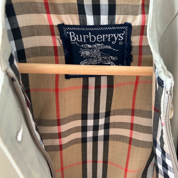Burberry Jacket - Picture 2 of 3